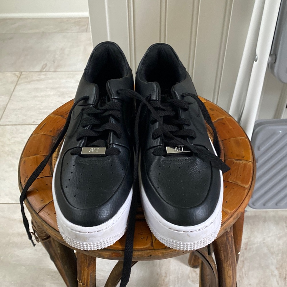 Leather Black Nike AF1!